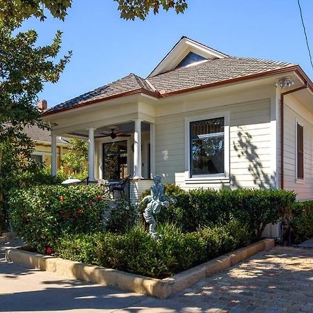 Upscale Downtown Home Walk To Beach Shops Bars 2 Santa Bárbara Exterior foto